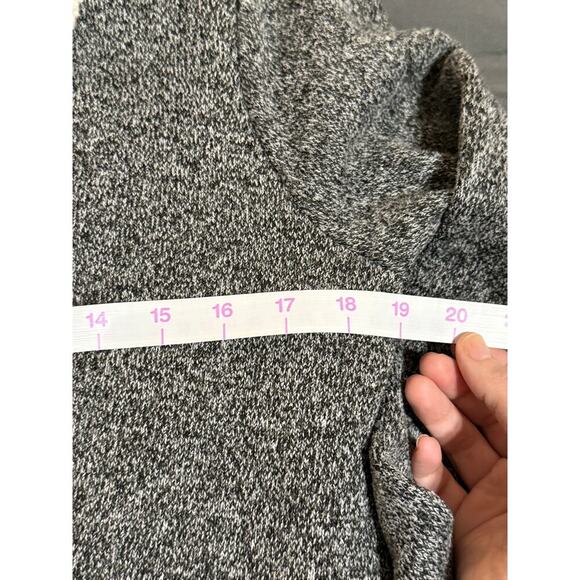 NWOT Abercrombie & Fitch Women Cardigan Sweater Size Small Gray White Collared - Picture 9 of 10